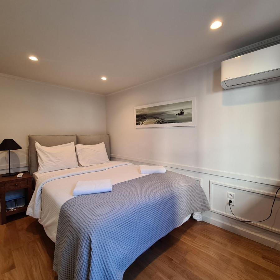Four Streets Athens - Luxury Suites Apartments In Афины Экстерьер фото