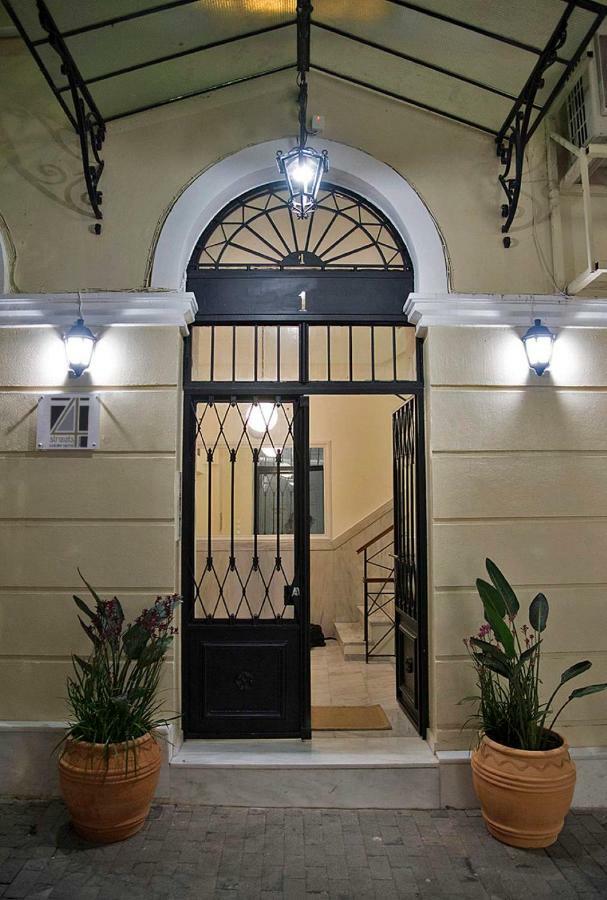 Four Streets Athens - Luxury Suites Apartments In Афины Экстерьер фото