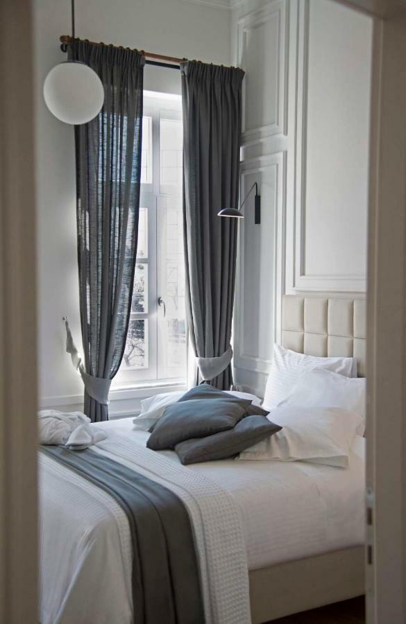 Four Streets Athens - Luxury Suites Apartments In Афины Экстерьер фото