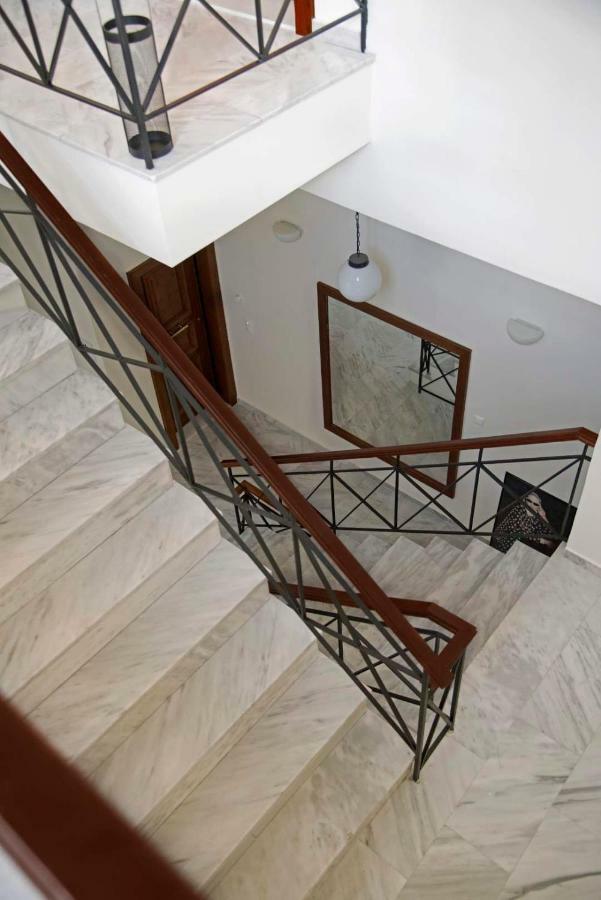 Four Streets Athens - Luxury Suites Apartments In Афины Экстерьер фото