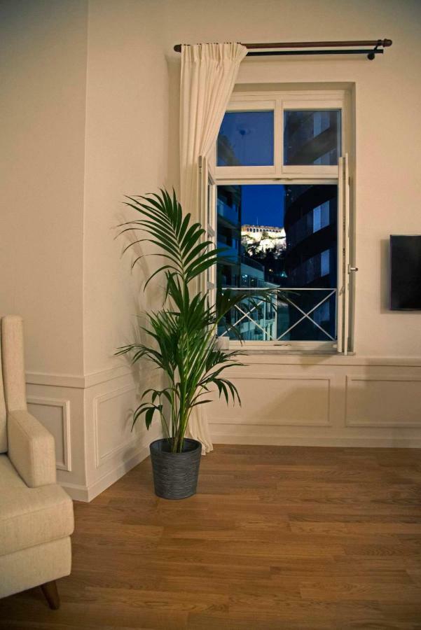 Four Streets Athens - Luxury Suites Apartments In Афины Экстерьер фото