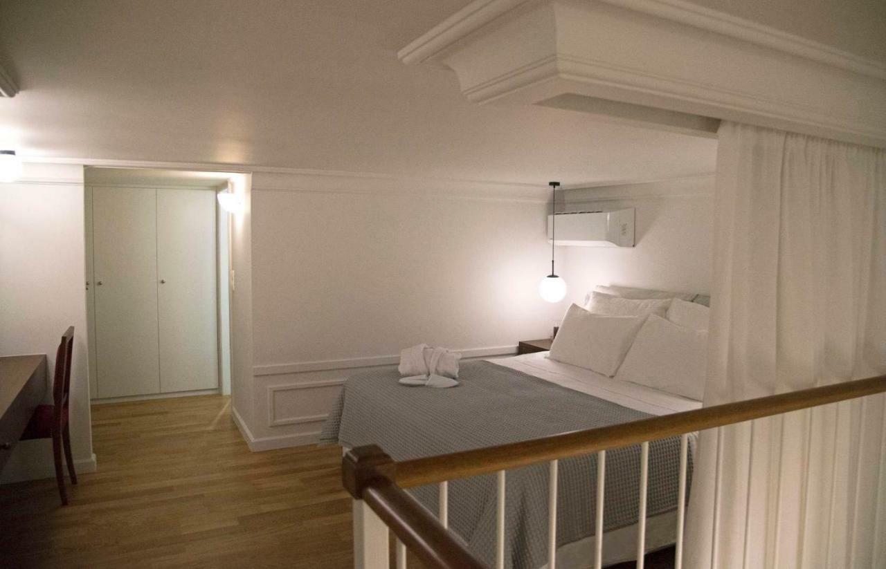 Four Streets Athens - Luxury Suites Apartments In Афины Экстерьер фото