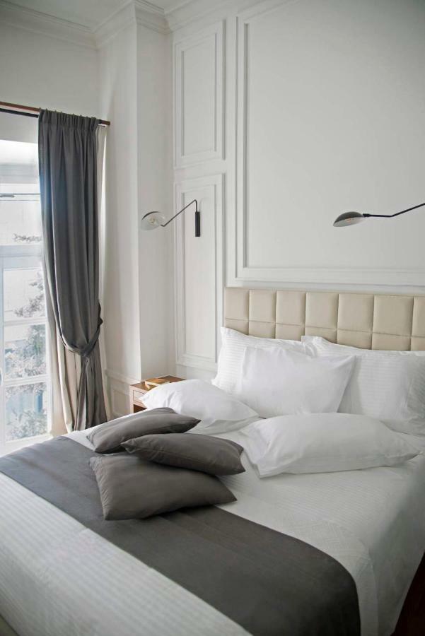 Four Streets Athens - Luxury Suites Apartments In Афины Экстерьер фото