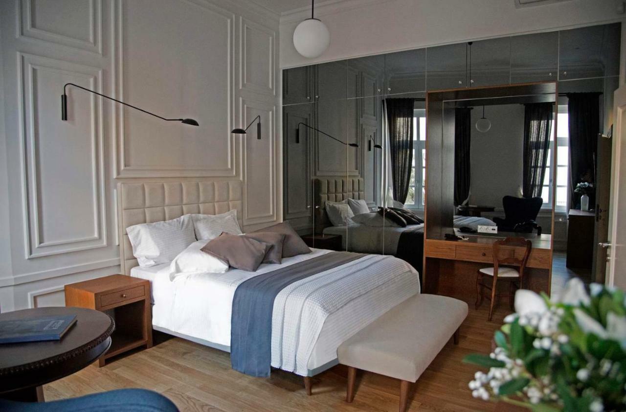 Four Streets Athens - Luxury Suites Apartments In Афины Экстерьер фото