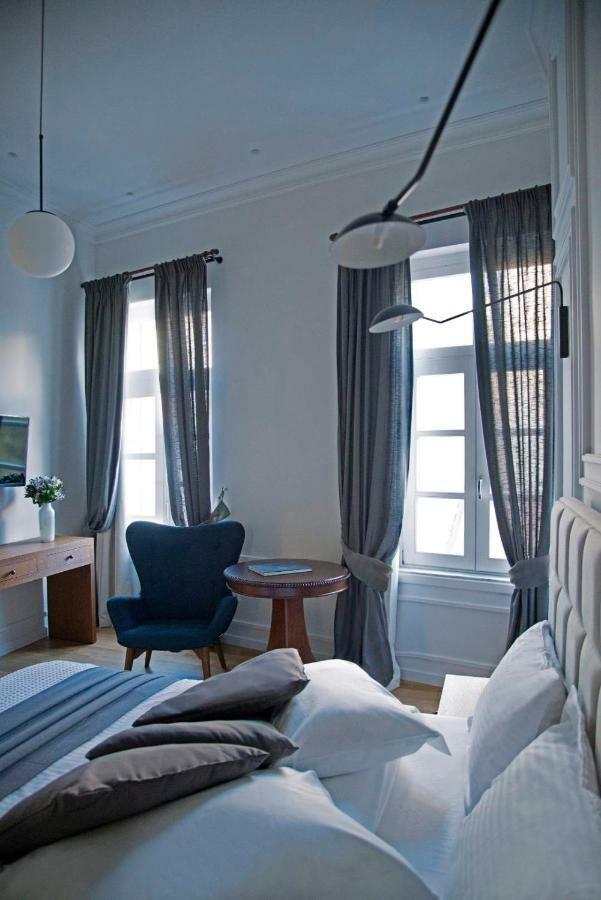 Four Streets Athens - Luxury Suites Apartments In Афины Экстерьер фото
